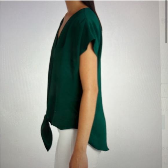 Beacon Apparel Avianna Tie Front Blouse White Large Stitch Fix‎ New With Tags - Picture 3 of 7